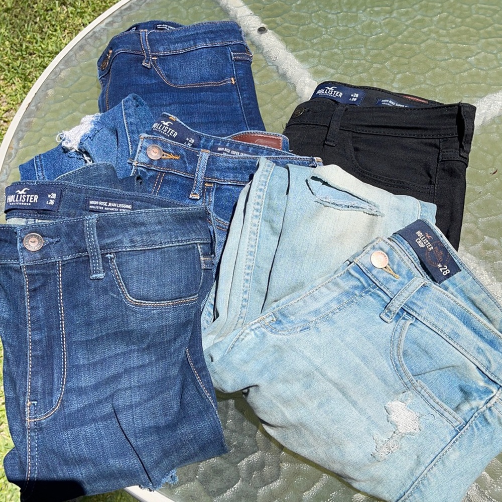 5 PAIRS HOLLISTER JEANS